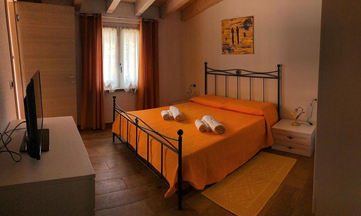 Casa Vacanza Centro Sardegna Sorgono Bagian luar foto