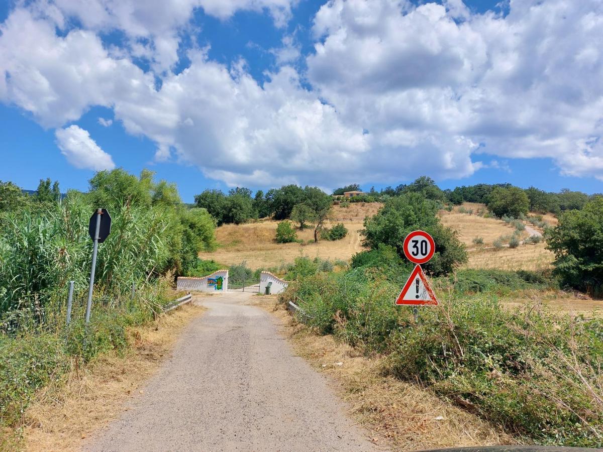 Casa Vacanza Centro Sardegna Sorgono Bagian luar foto