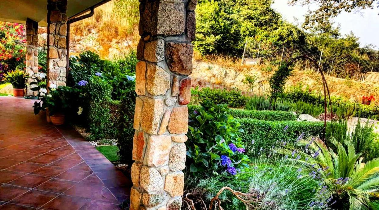 Casa Vacanza Centro Sardegna Sorgono Bagian luar foto